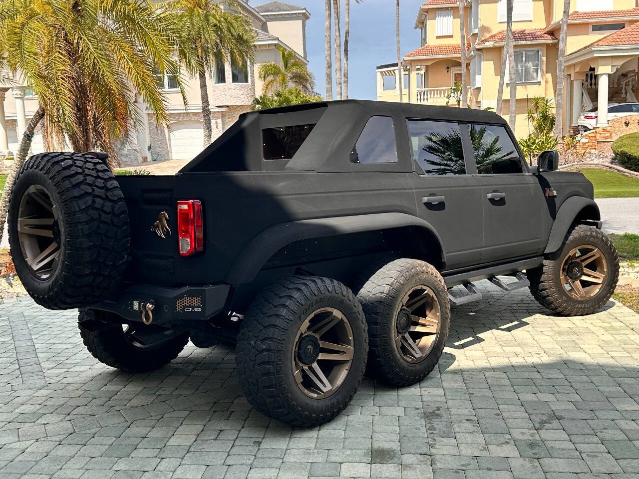 Used 2021 Ford Bronco Black Diamond AWD/4WD image 8