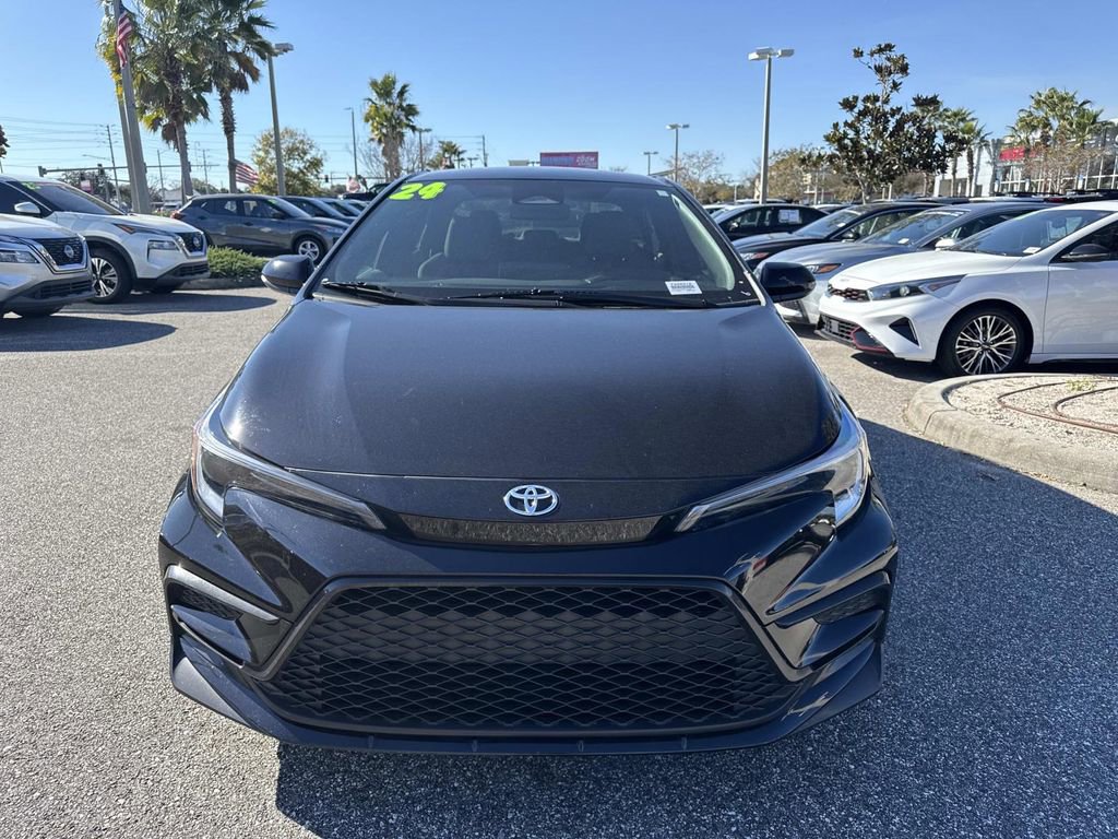 Used 2024 Toyota Corolla SE image 9