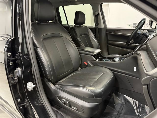 Used 2021 Jeep Grand Cherokee L Limited w/ Luxury Tech Group II image 42