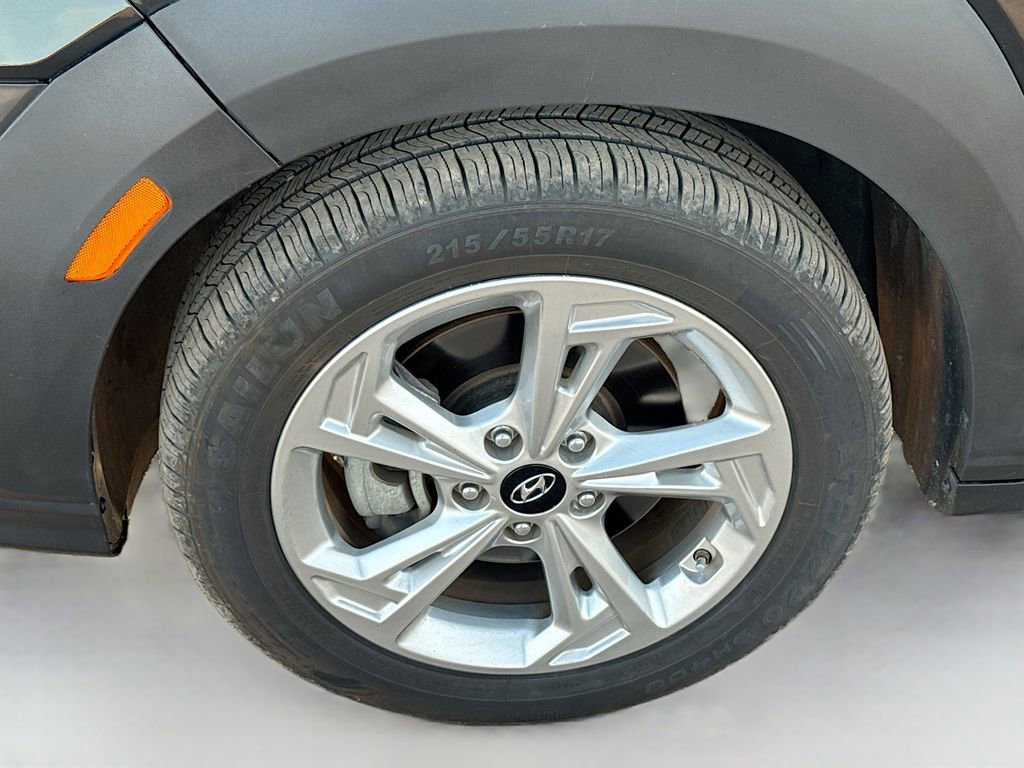 Used 2023 Hyundai Kona SEL w/ Cargo Package image 28