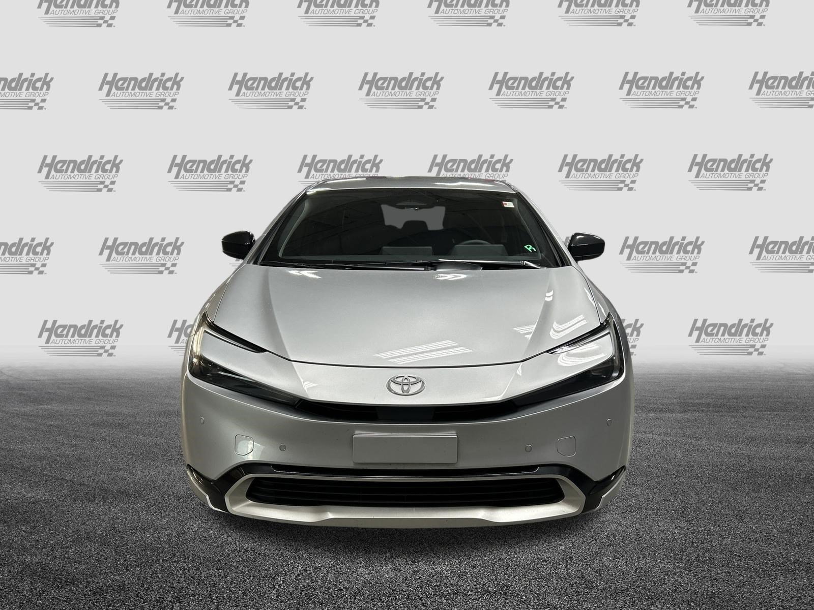 Used 2024 Toyota Prius Prime FWD image 3