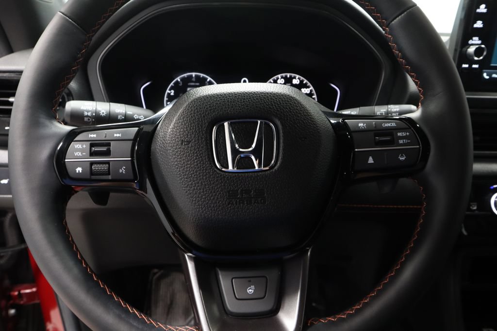 Used 2025 Honda Pilot TrailSport image 30