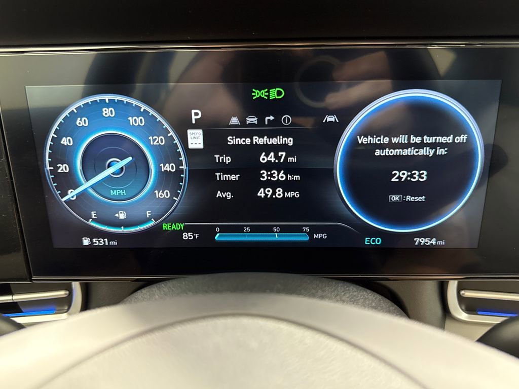 Used 2025 Hyundai Elantra Limited FWD image 17