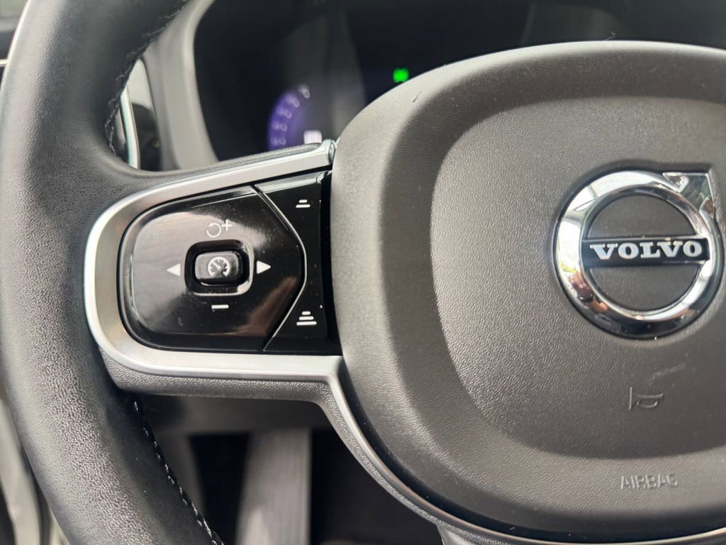 Used 2023 Volvo XC60 T8 Plus AWD/4WD image 23