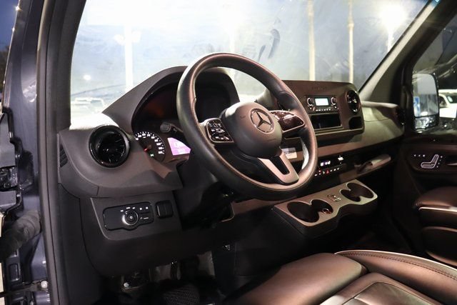Used 2021 Mercedes-Benz Sprinter 3500 image 22