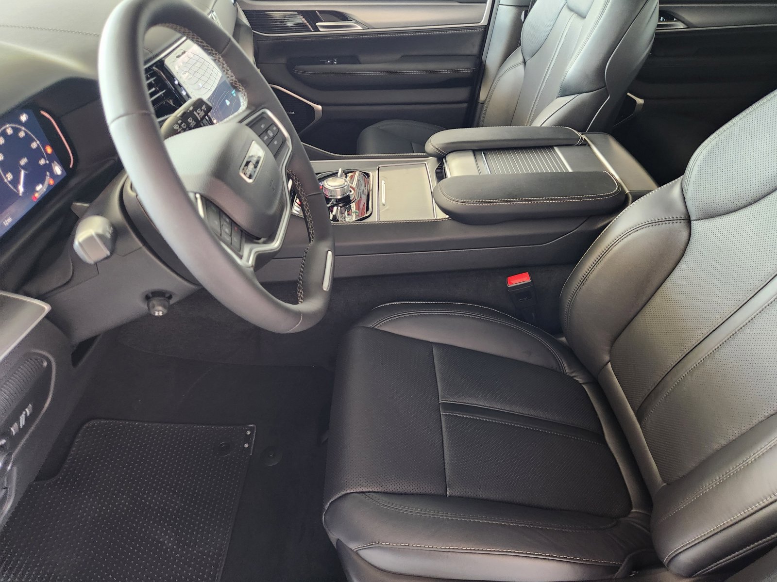 New 2026 Jeep Grand Wagoneer Limited AWD/4WD image 12