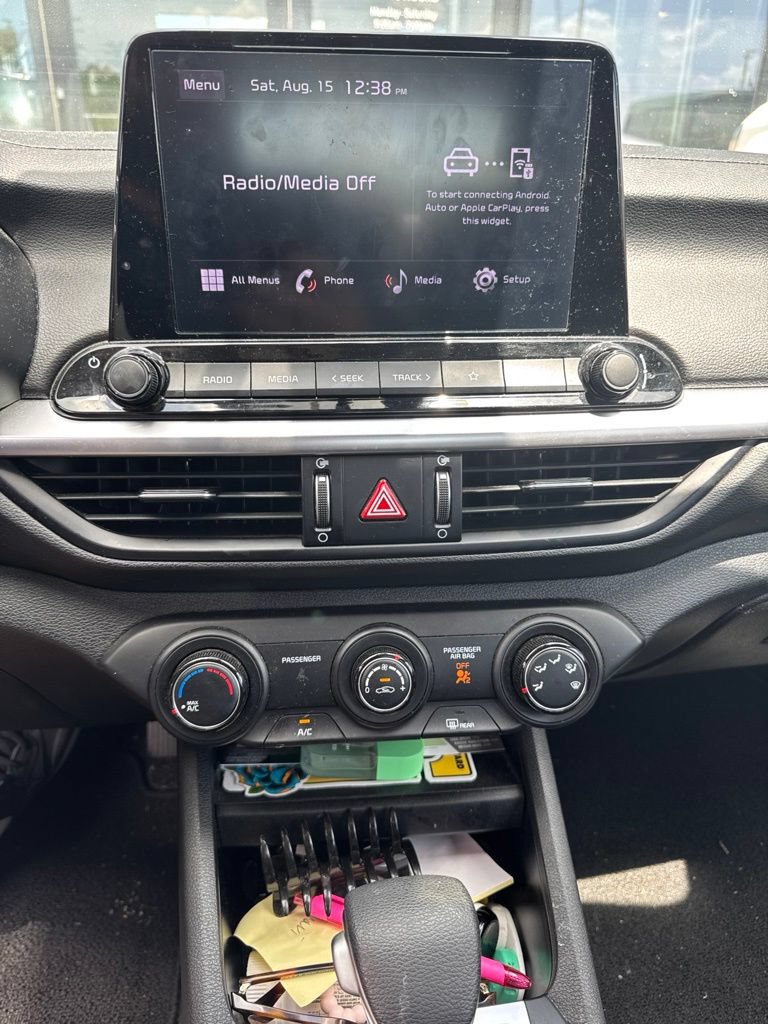 Certified 2024 Kia Forte LXS FWD image 2