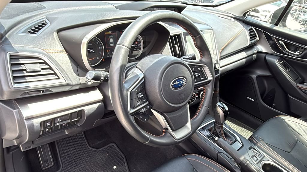 Used 2019 Subaru Crosstrek 2.0i Limited w/ Moonroof Package w/Navigation AWD/4WD image 25