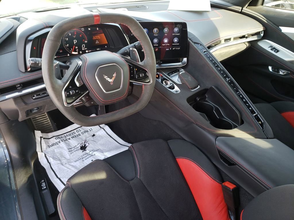 Used 2020 Chevrolet Corvette Stingray Premium Cpe w/ 3LT Preferred Equipment Group image 13