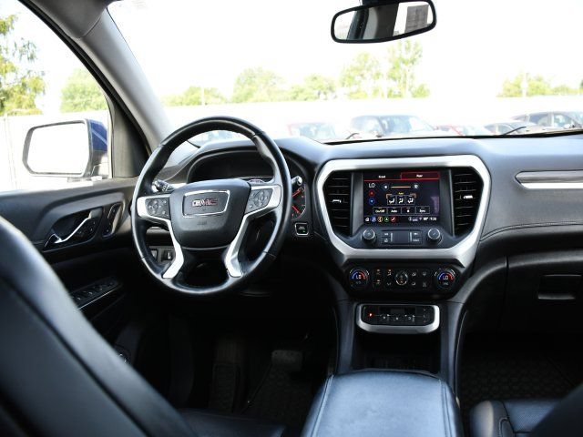Used 2023 GMC Acadia SLT w/ Technology Package FWD image 25
