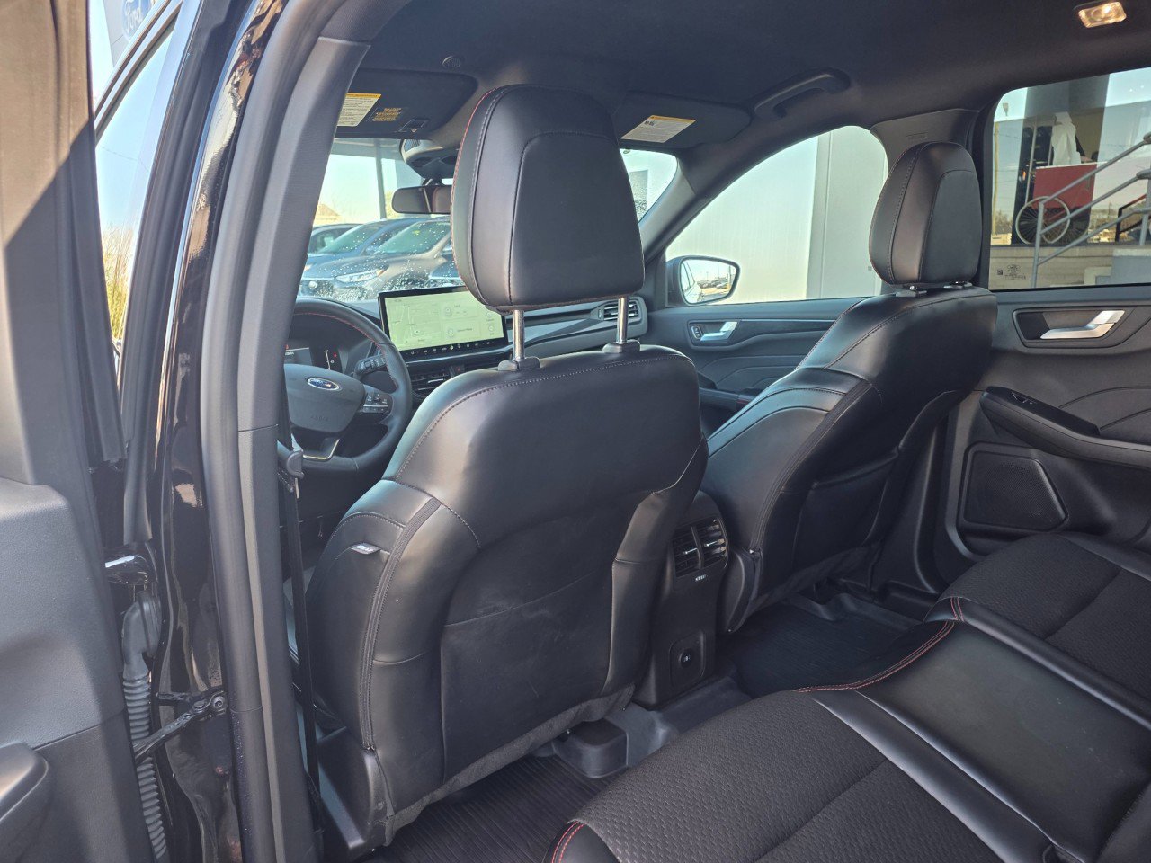 Used 2025 Ford Escape ST-Line w/ Equipment Group 301A image 19