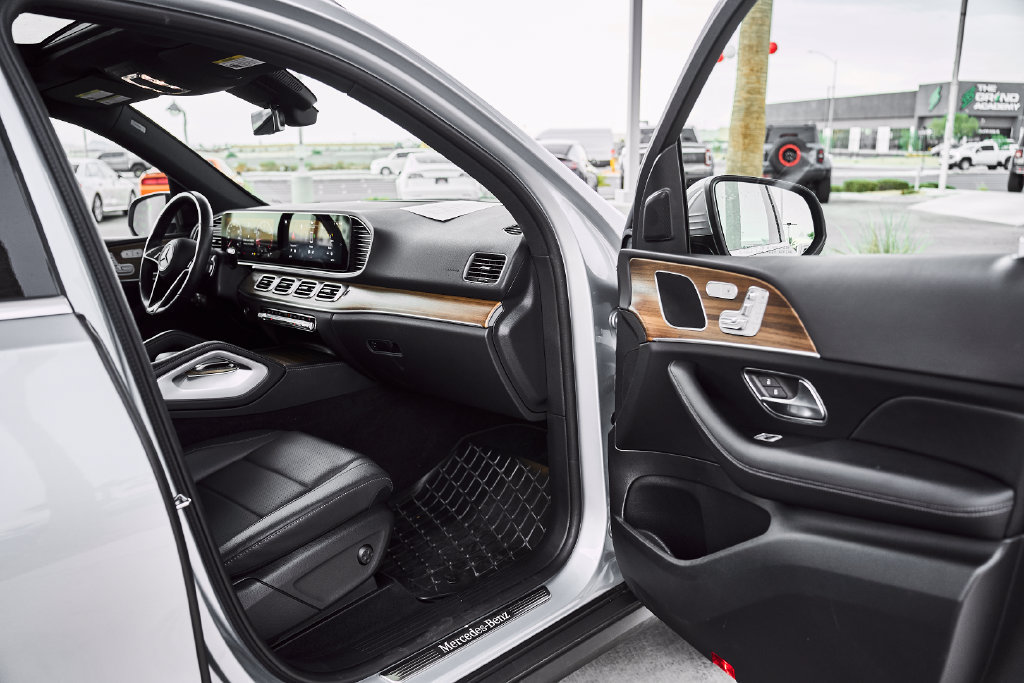Used 2025 Mercedes-Benz GLE 350 4MATIC image 10