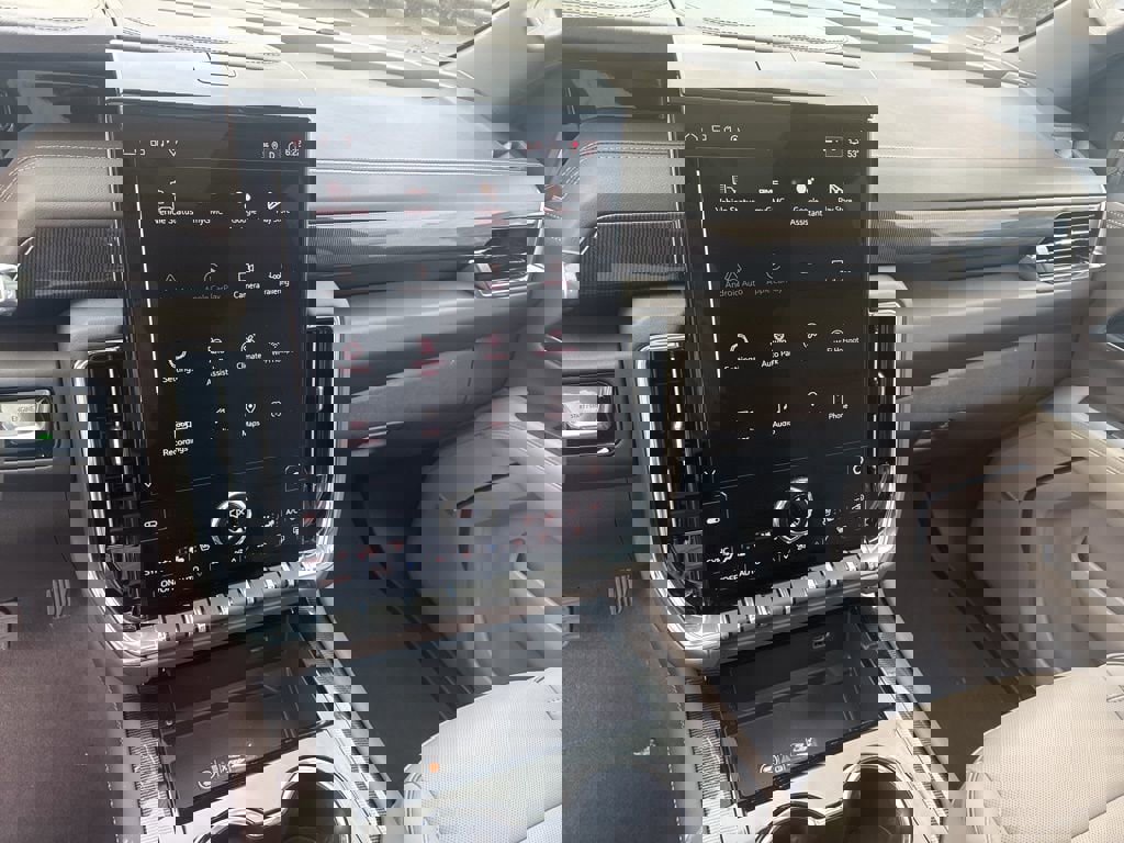 Certified 2026 GMC Yukon XL Elevation w/ Elevation Premium Package image 11