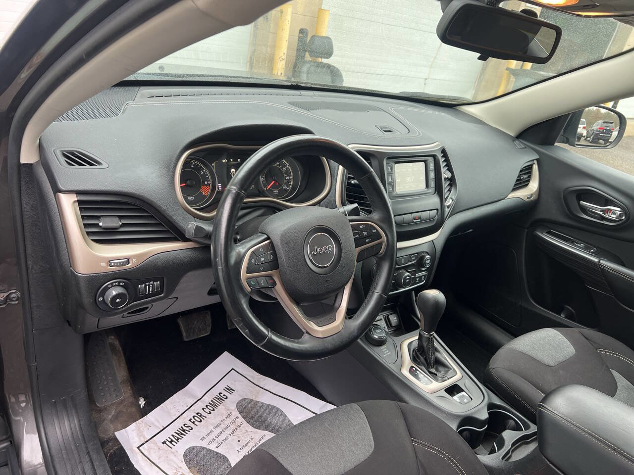 Used 2014 Jeep Cherokee Latitude w/ Cold Weather Group image 11