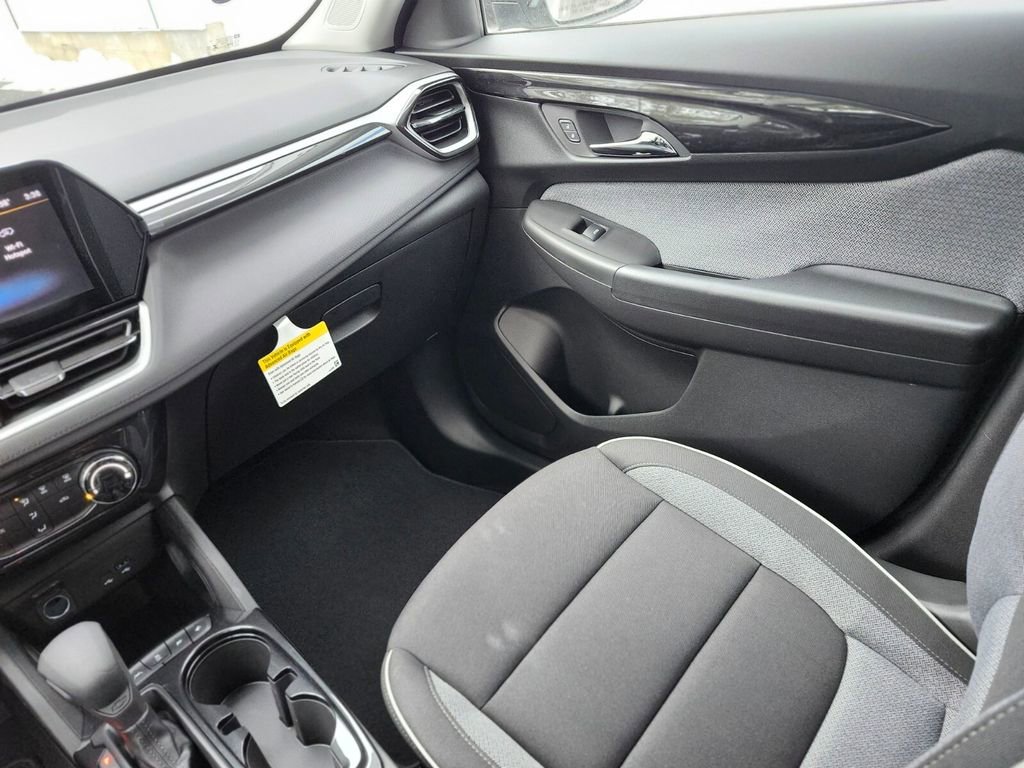 New 2026 Chevrolet TrailBlazer LT w/ Driver Confidence Package FWD image 13