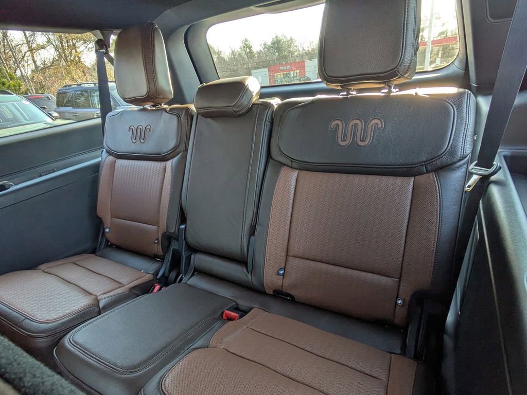 New 2026 Ford Expedition Max King Ranch image 17