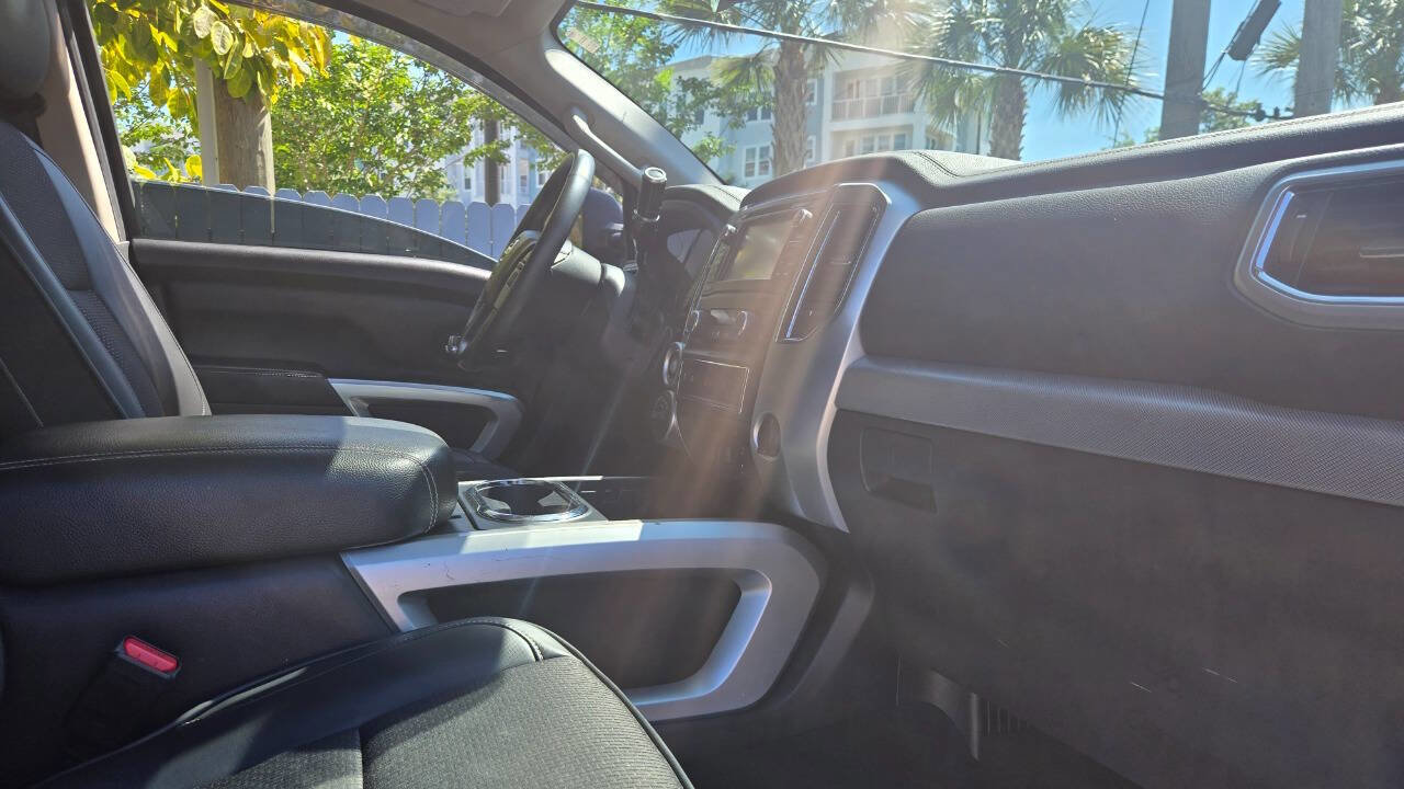 Used 2016 Nissan Titan PRO-4X AWD/4WD image 18