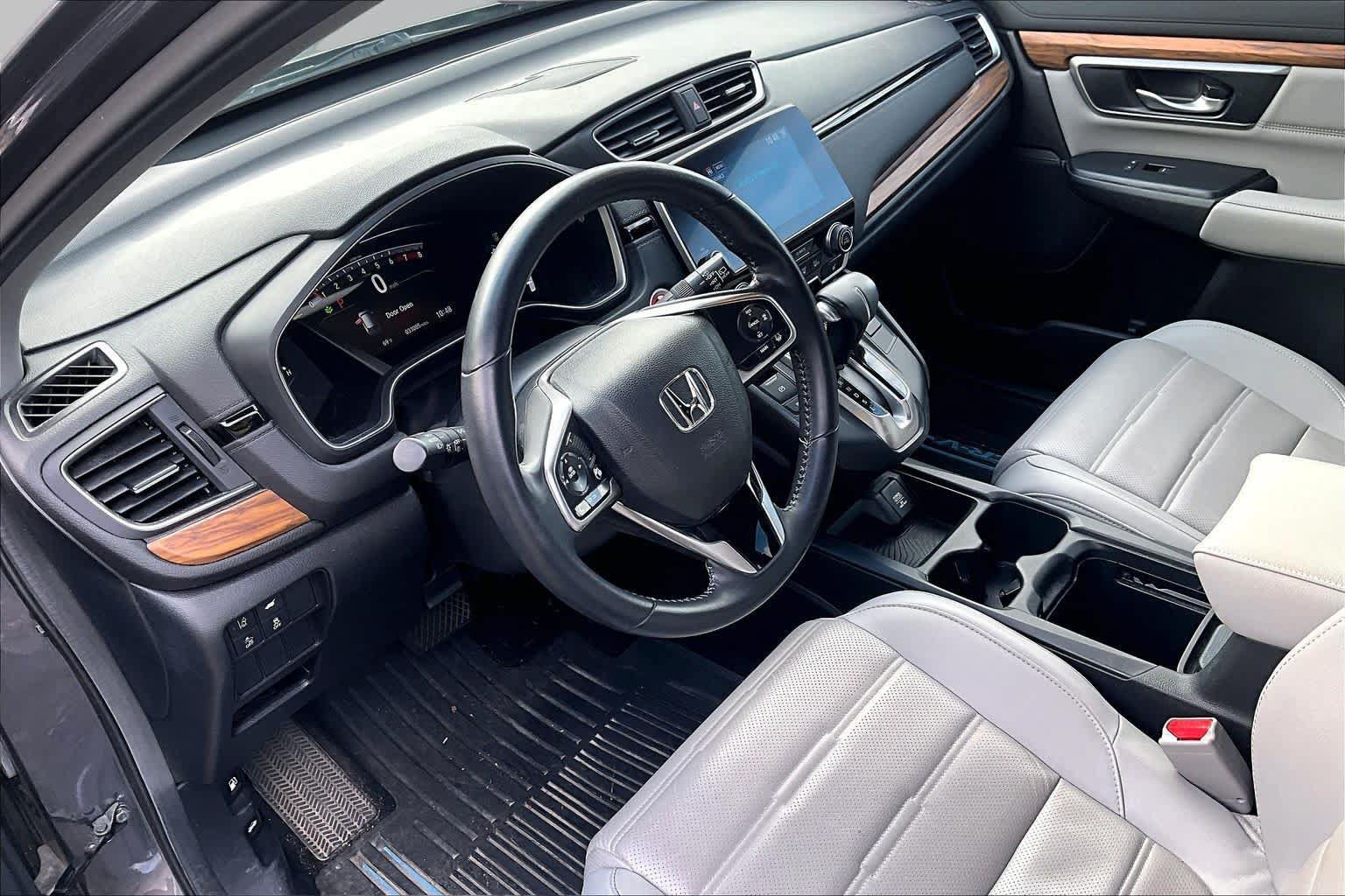 Used 2018 Honda CR-V Touring image 17