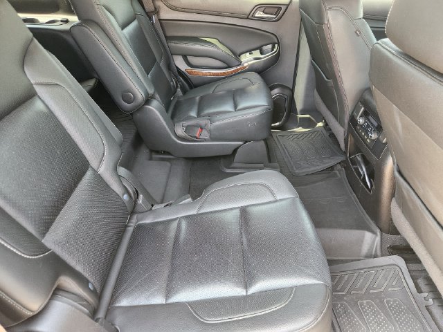 Used 2020 Chevrolet Tahoe Premier w/ Premier 6.2L Value Package AWD/4WD image 29