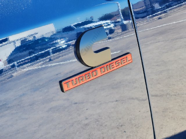 Used 2024 RAM 2500 Laramie w/ Night Edition AWD/4WD image 9