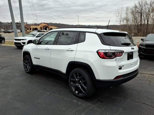 New 2026 Jeep Compass Latitude image 4