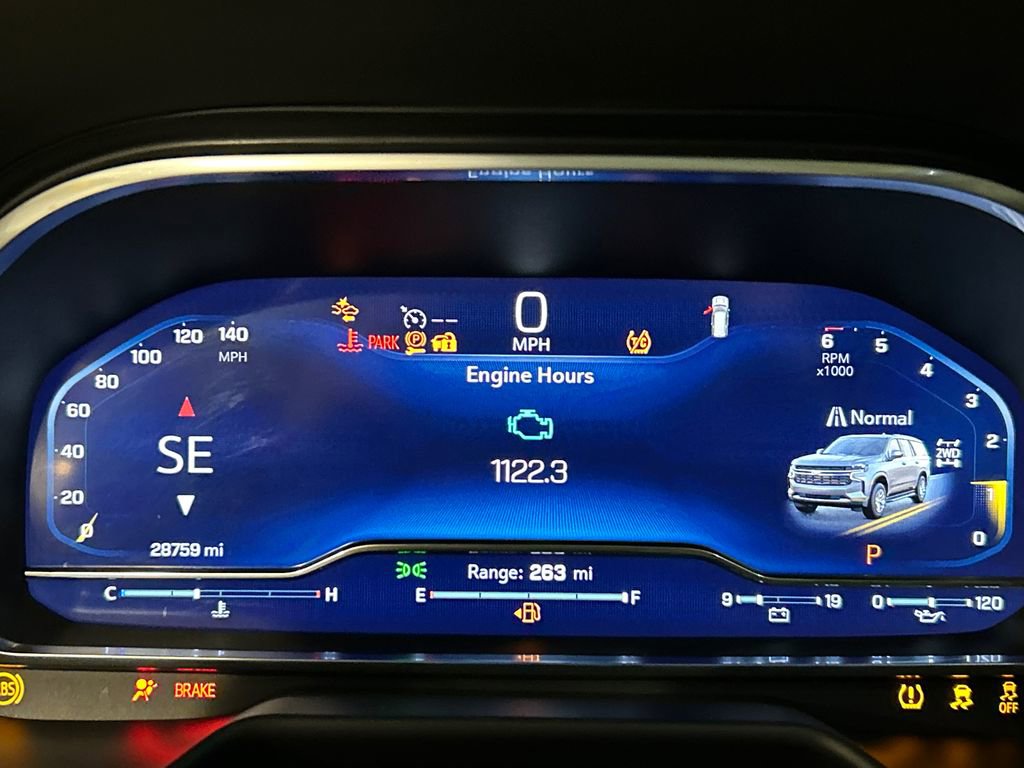 Used 2023 Chevrolet Tahoe Z71 w/ Z71 Off-Road Package AWD/4WD image 15