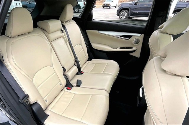 Used 2022 INFINITI QX50 Sensory image 25