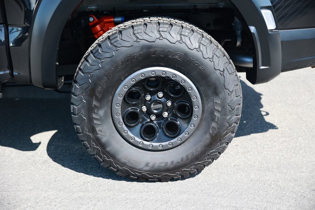 Used 2025 Ford F150 Raptor image 11