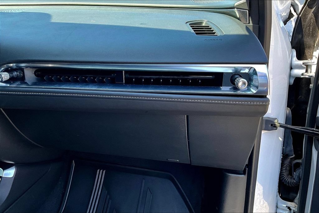 Used 2024 Cadillac Lyriq Luxury RWD image 27