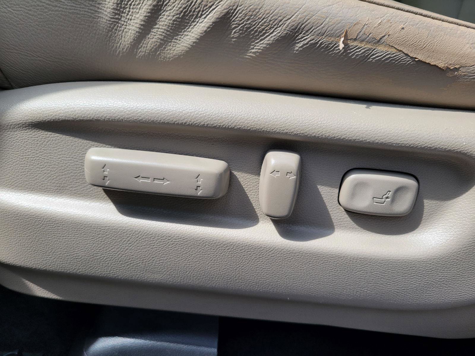 Used 2020 Honda Pilot Touring image 11