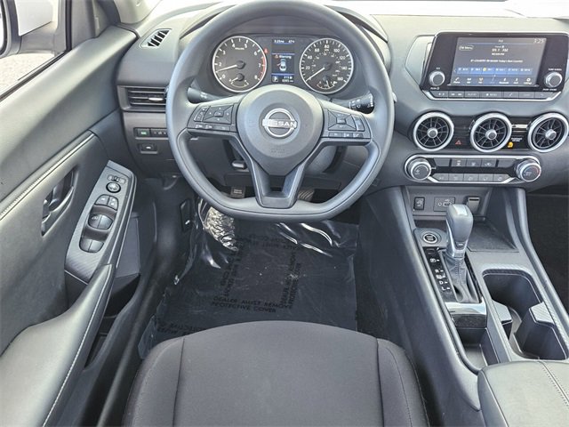 Used 2025 Nissan Sentra S image 7