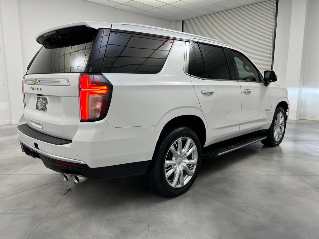 Used 2022 Chevrolet Tahoe High Country AWD/4WD image 9