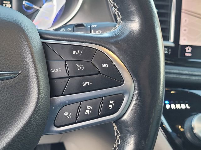 Certified 2021 Chrysler Pacifica Touring-L image 14