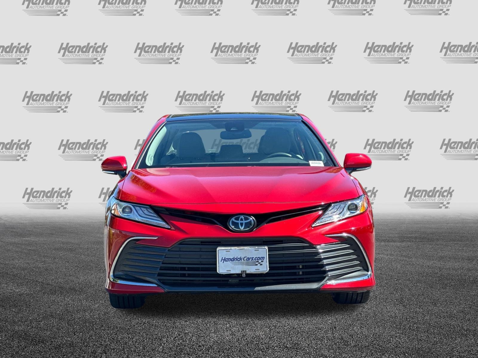 Used 2024 Toyota Camry XLE AWD/4WD image 10