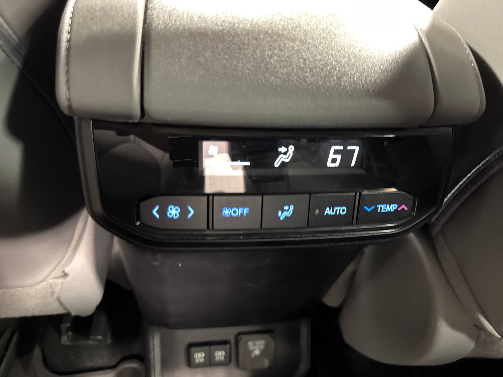 Used 2021 Toyota Highlander Limited AWD/4WD image 26