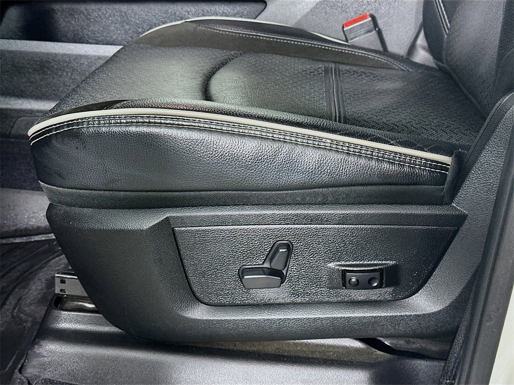 Used 2024 RAM 3500 Laramie w/ Night Edition image 22