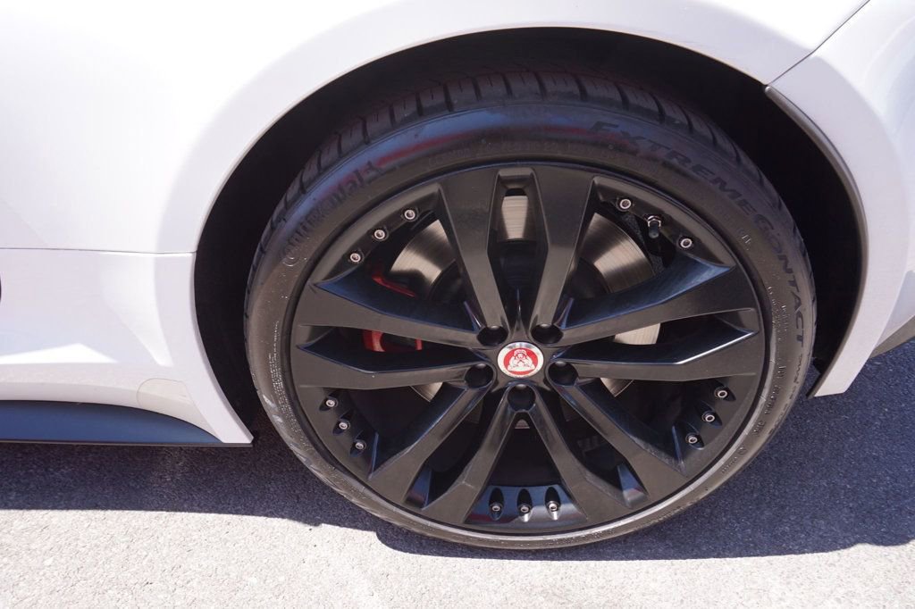 Used 2015 Jaguar F-TYPE S RWD image 16