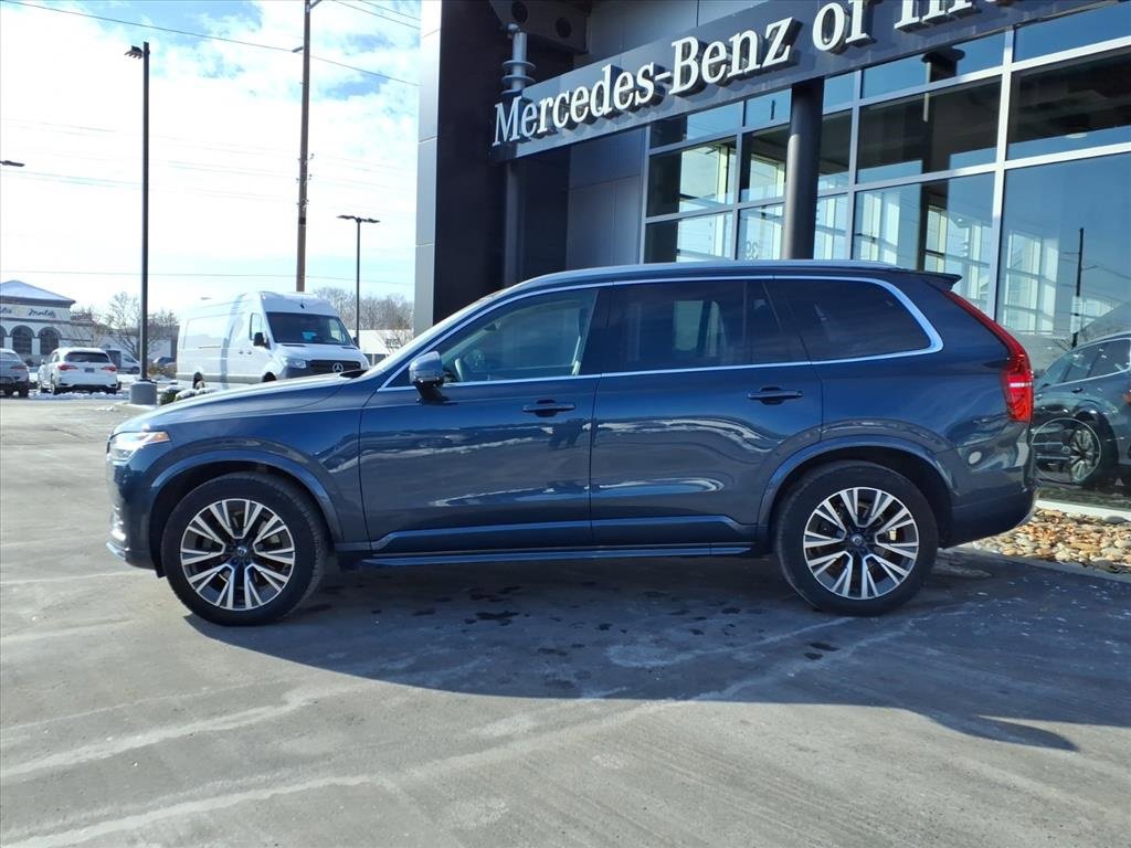 Used 2022 Volvo XC90 T6 Momentum w/ Advanced Package image 3