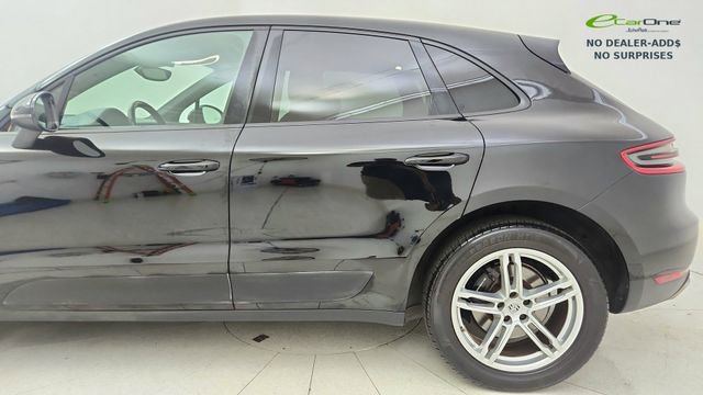 Used 2018 Porsche Macan AWD/4WD image 4