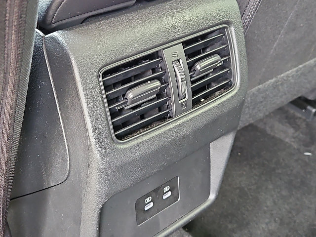 Used 2025 Nissan Rogue SV AWD/4WD image 11