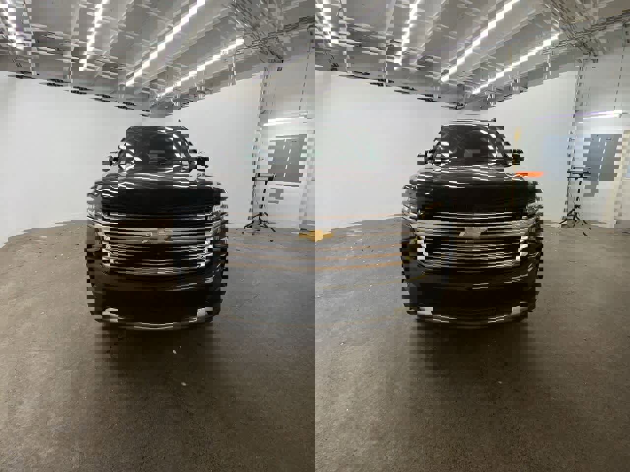 Used 2024 Chevrolet Tahoe High Country w/ Premium Package image 9