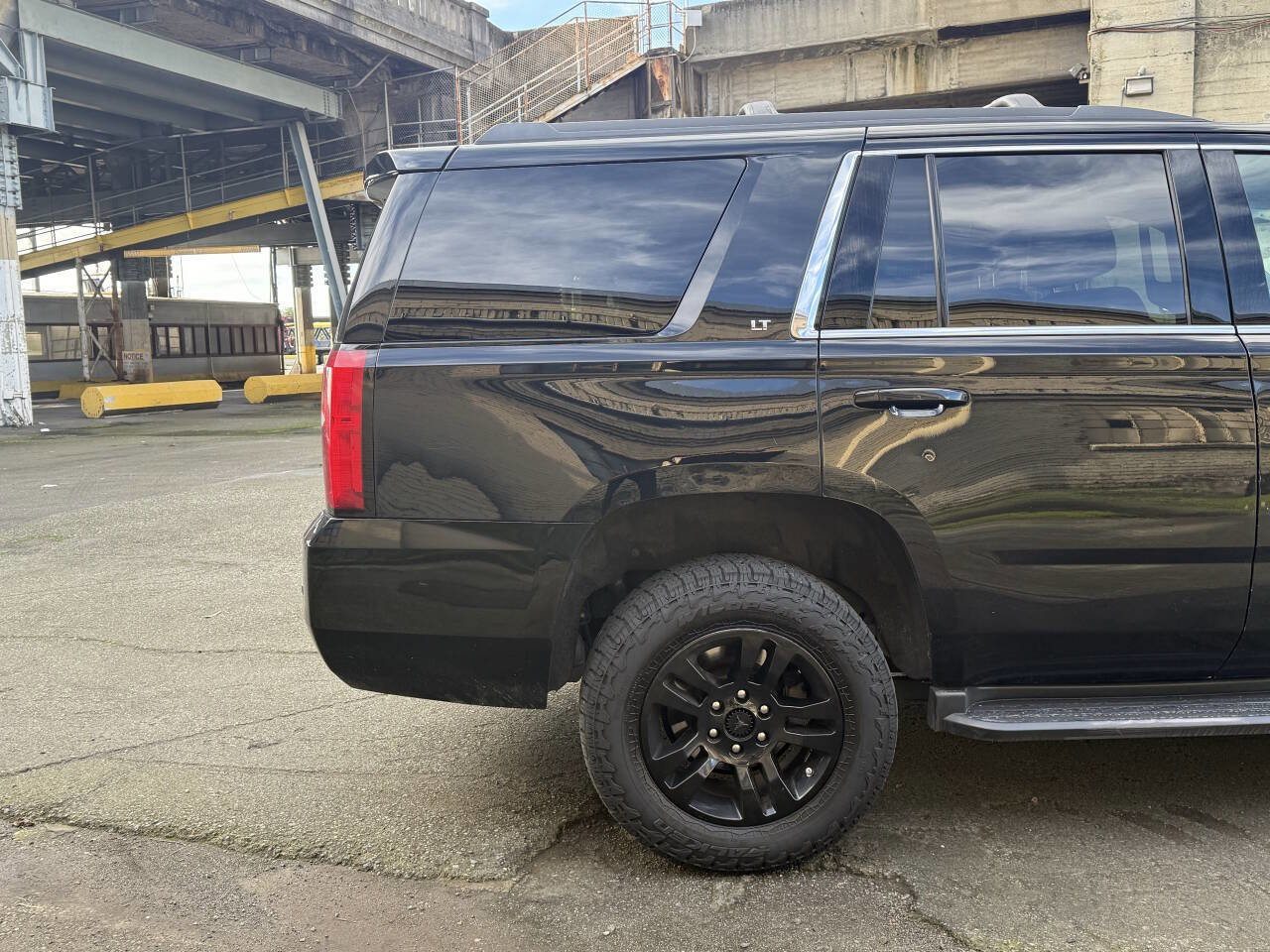 Used 2019 Chevrolet Tahoe LT image 21
