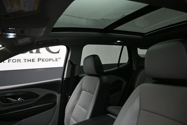 Used 2022 GMC Terrain SLT FWD image 17