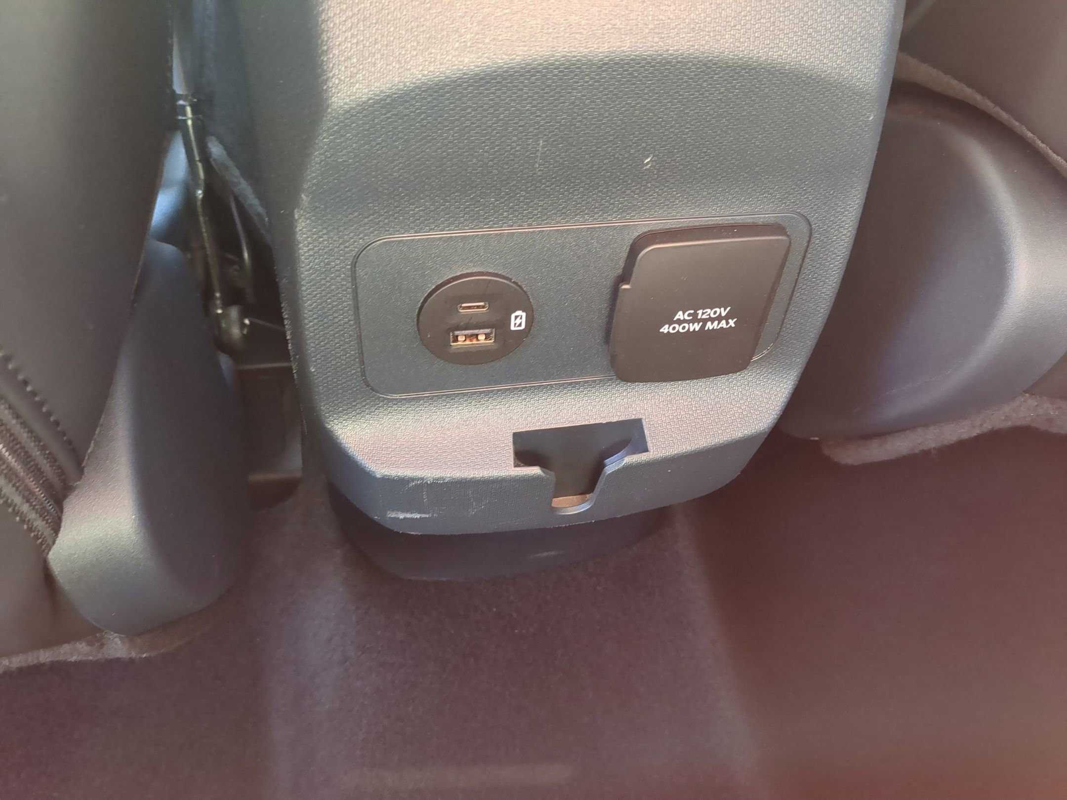 Used 2024 Ford Maverick Lariat w/ Black Appearance Package image 30