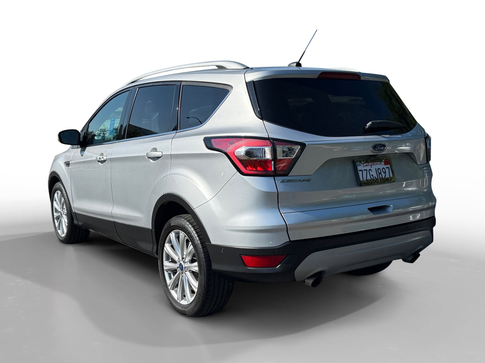 Used 2017 Ford Escape Titanium w/ Equipment Group 301A FWD image 3
