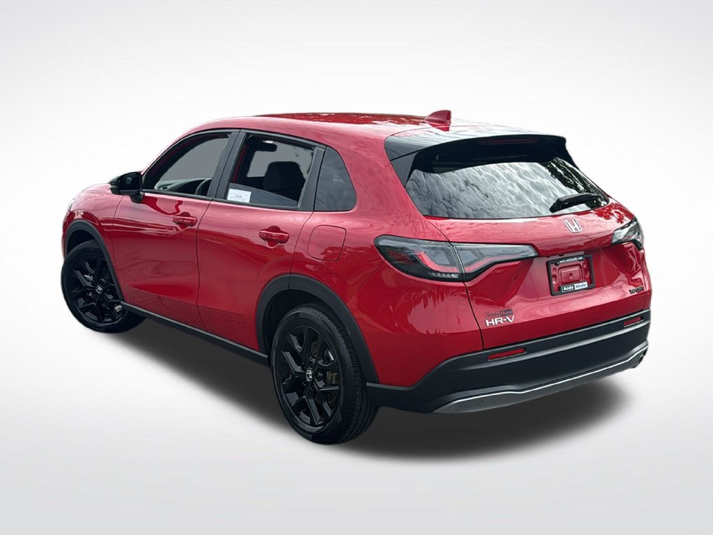 Used 2025 Honda HR-V Sport image 5