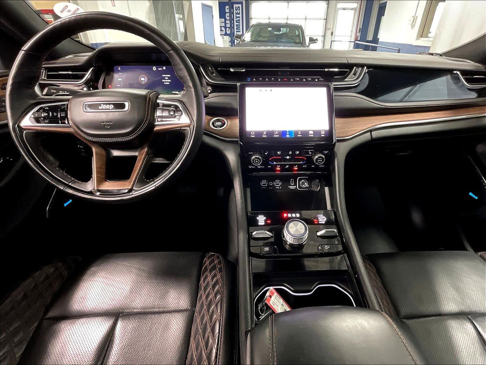 Used 2022 Jeep Grand Cherokee Summit image 21