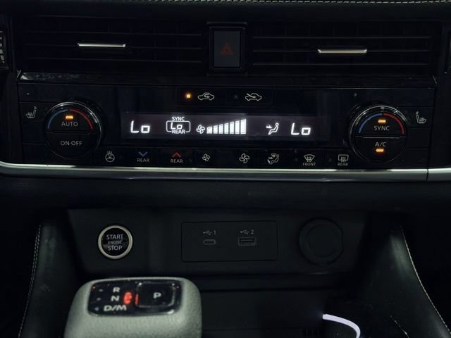 Used 2023 Nissan Rogue Platinum w/ Platinum Premium Package AWD/4WD image 33