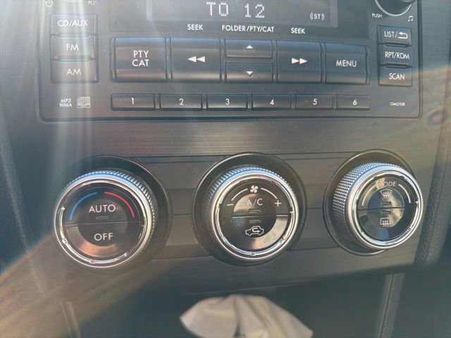 Used 2014 Subaru Crosstrek 2.0i Premium w/ Popular Package #2 image 26