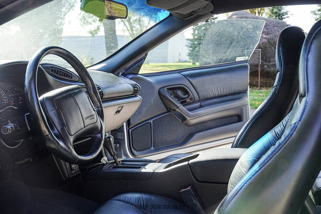 Used 1995 Chevrolet Camaro Z28 RWD image 31